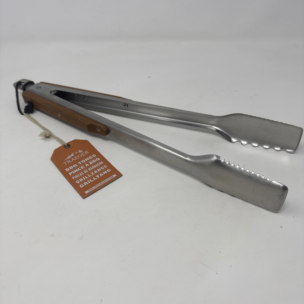 Traeger BBQ Grill Tongs Model BAC530 2019 16 Inch‎ Grilling Tool Wood Handle New